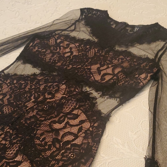 Beautiful black lace dress!♡ OFFERS & TRADES WELCO - Picture 3 of 5